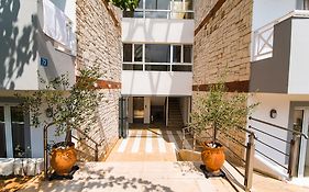 Vagelis Apartments